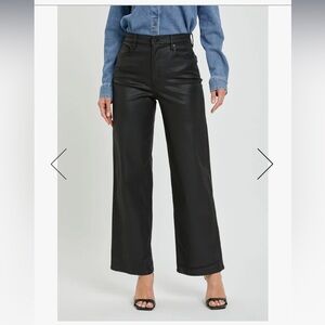 Black coated clean dad Jean